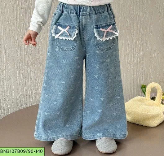 ÁO KHOÁC NỈ BÈO PHỐI QUẦN JEAN ỐNG RỘNG CHO BÉ GÁI