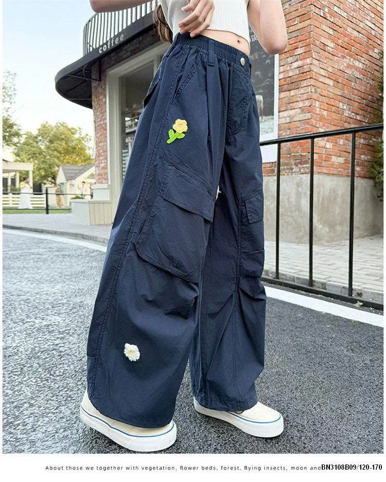 QUẦN GIÓ  ỐNG RỘNG THÊU HOA