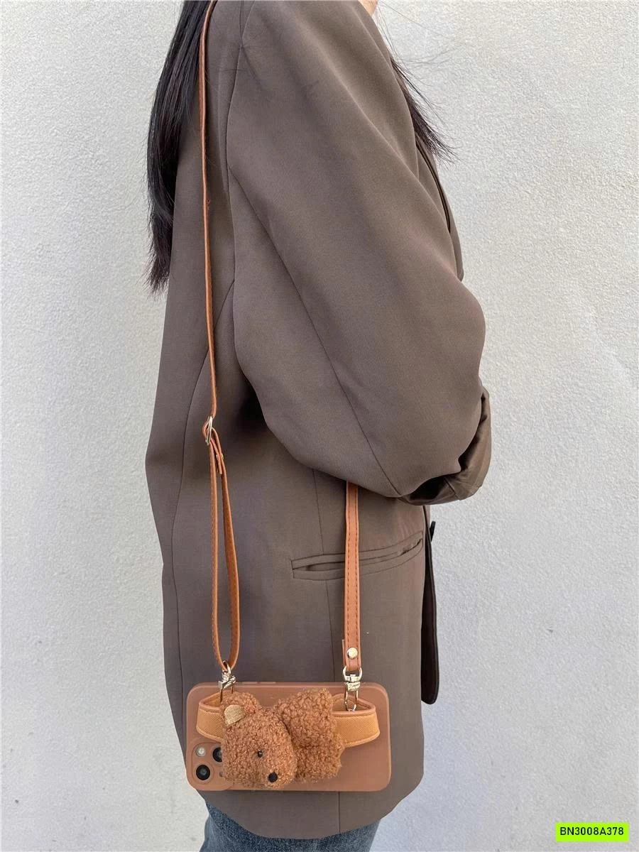 ỐP ĐIỆN THOẠI GẤU KÈM DÂY