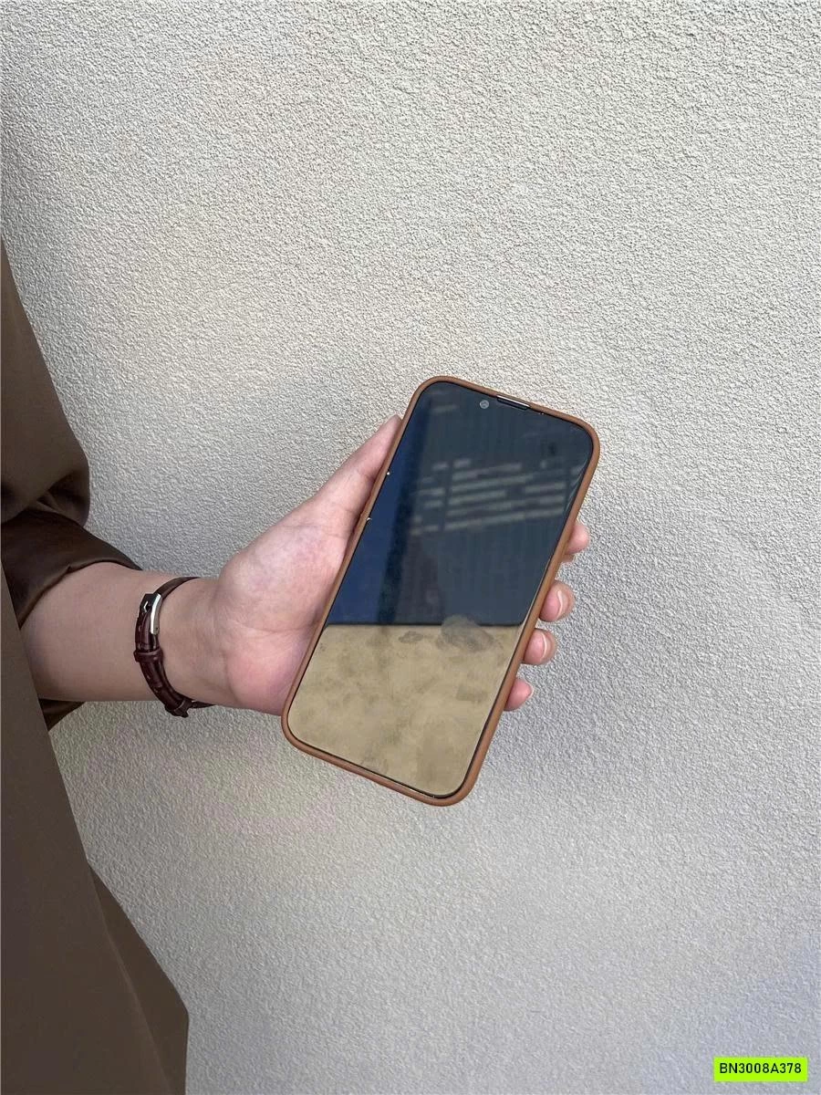 ỐP ĐIỆN THOẠI GẤU KÈM DÂY