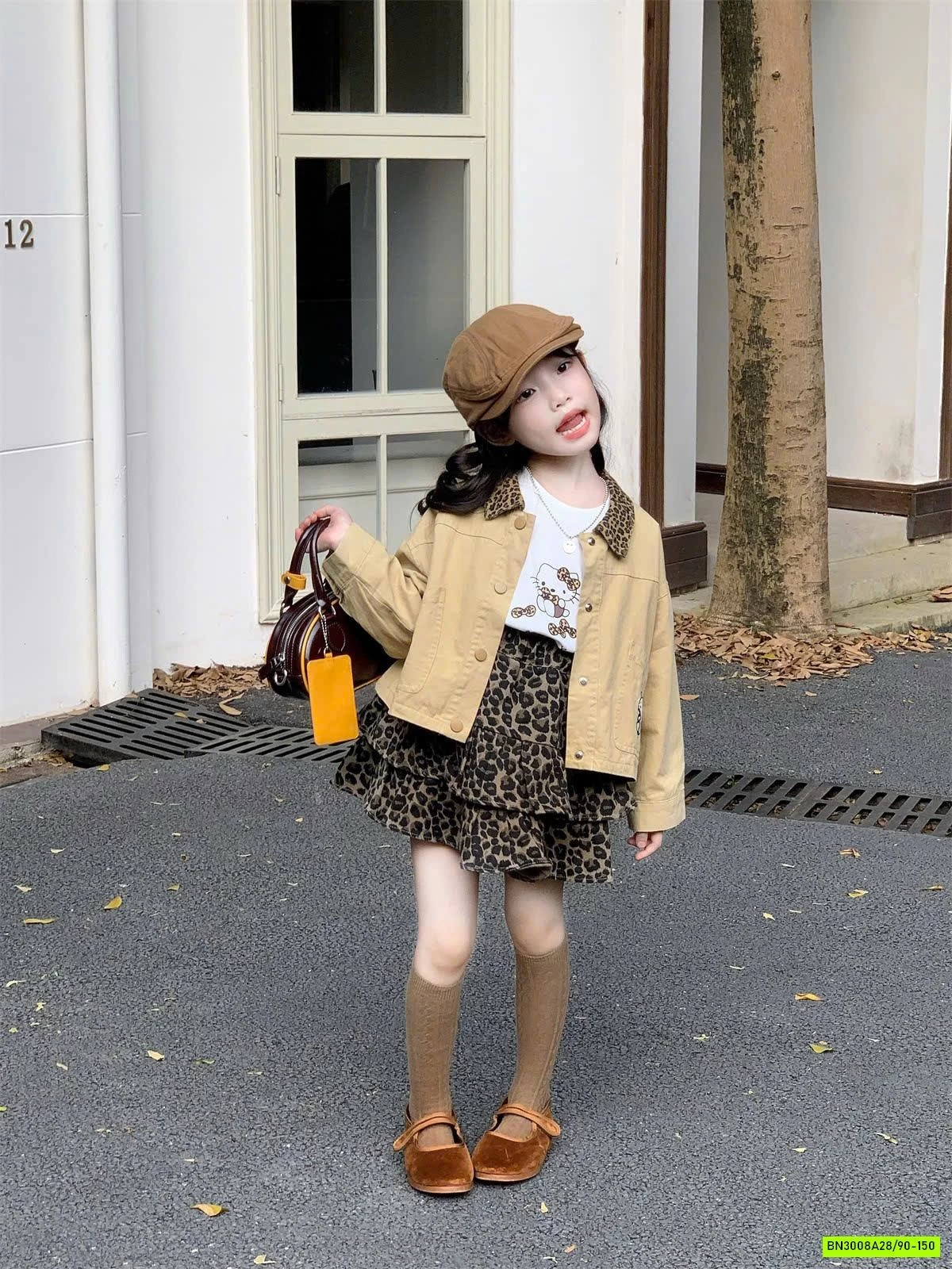 KHOÁC KAKI MIX CHÂN VÁY BEO NÂU