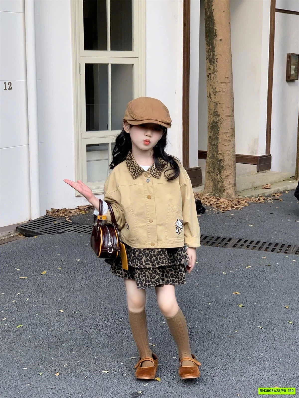 KHOÁC KAKI MIX CHÂN VÁY BEO NÂU