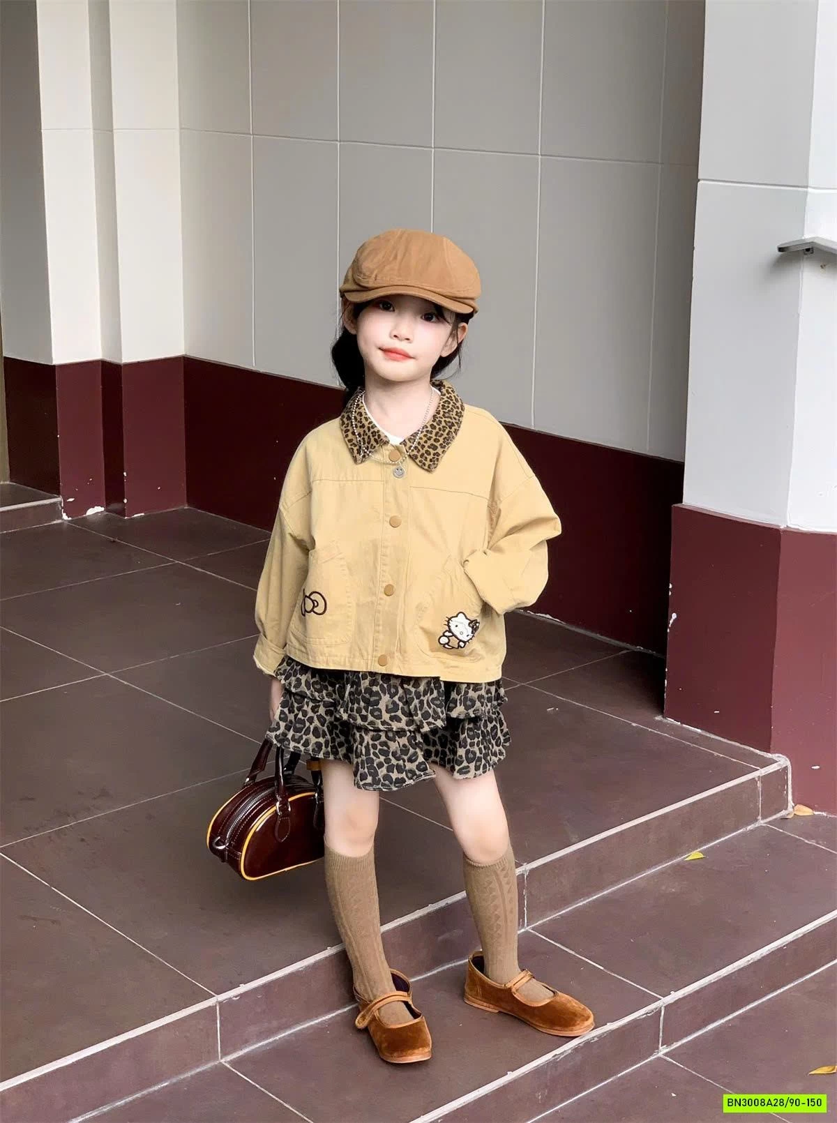 KHOÁC KAKI MIX CHÂN VÁY BEO NÂU