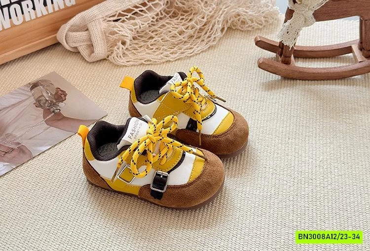 GIÀY THỂ THAO PHỐI MÀU GIẢ KHUY CÀI