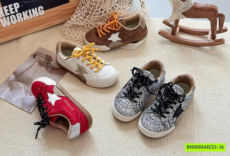 GIÀY THỂ THAO ĐẾ BỆT NGÔI SAO