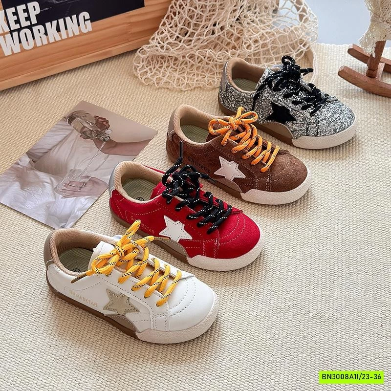 GIÀY THỂ THAO ĐẾ BỆT NGÔI SAO