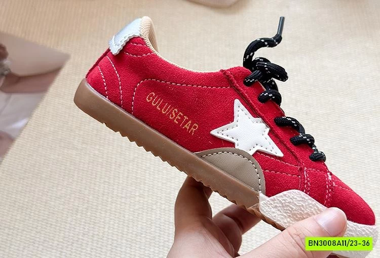 GIÀY THỂ THAO ĐẾ BỆT NGÔI SAO