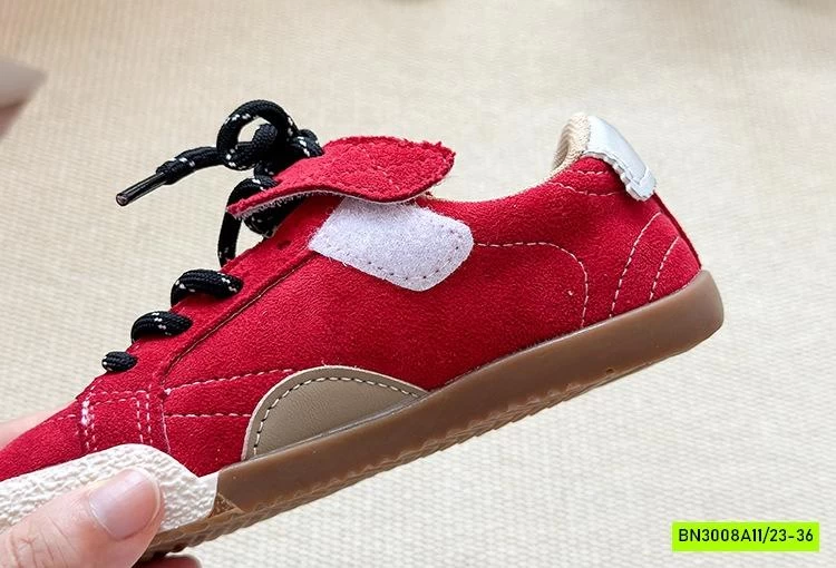 GIÀY THỂ THAO ĐẾ BỆT NGÔI SAO