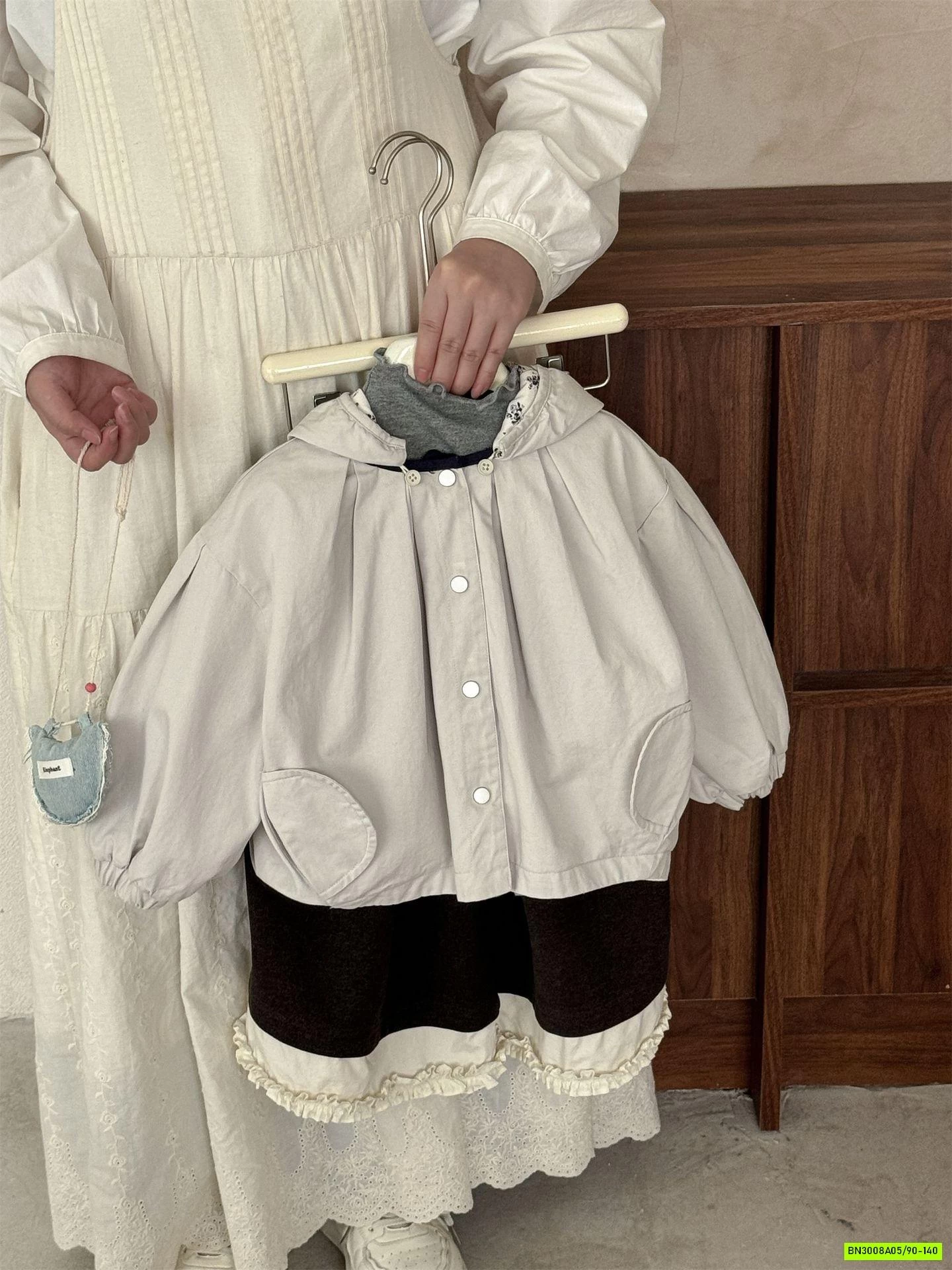 KHOÁC GIÓ 2 MẶT HOA NHÍ TIỂU THƯ