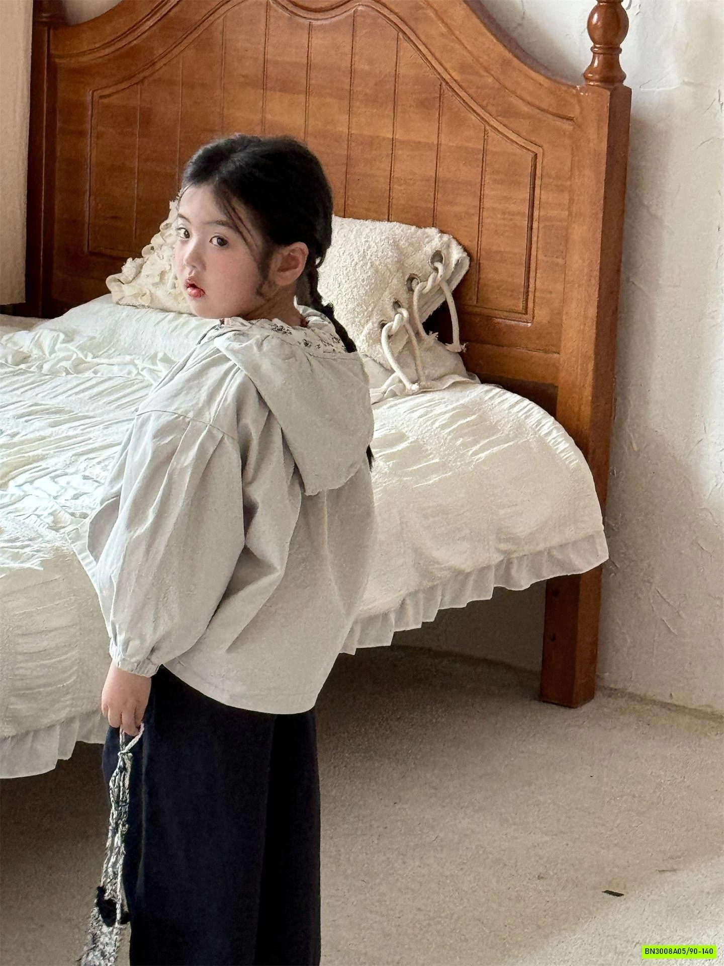 KHOÁC GIÓ 2 MẶT HOA NHÍ TIỂU THƯ