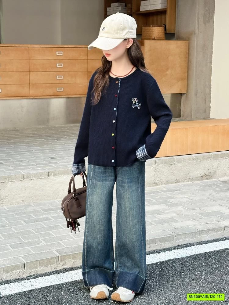 CARDIGAN LOGO CÚN MIX JEANS SUÔNG