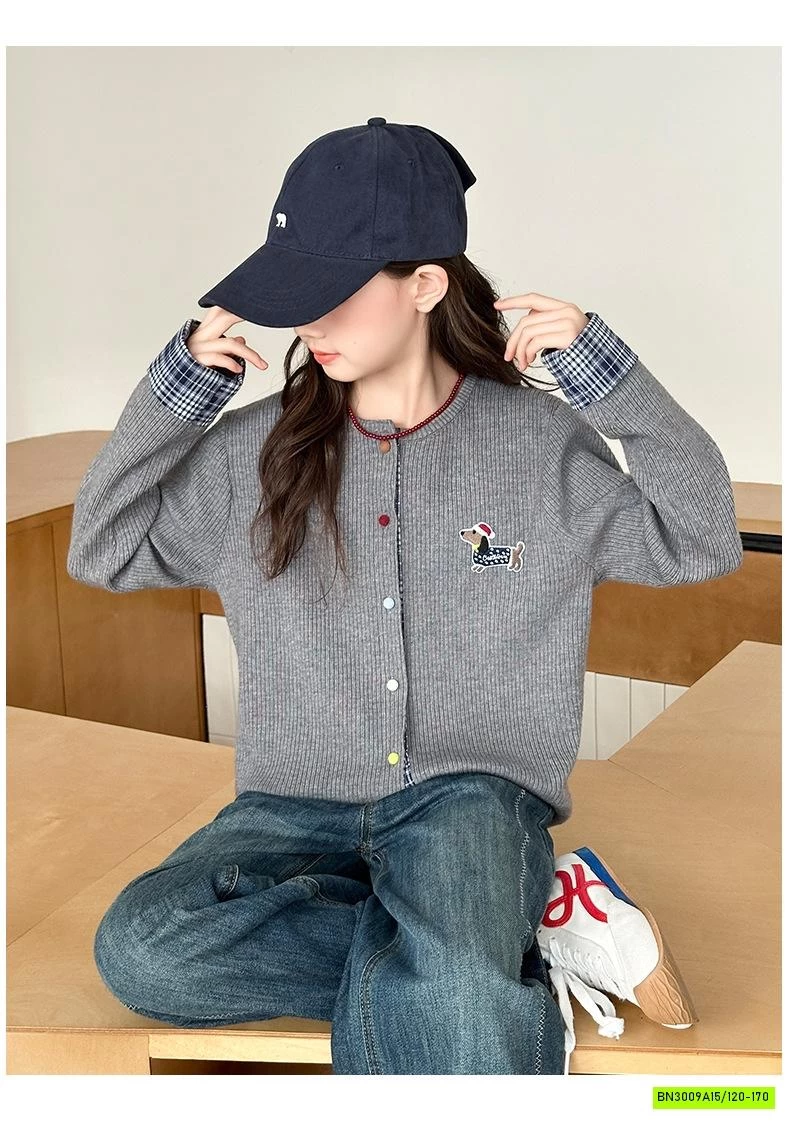 CARDIGAN LOGO CÚN MIX JEANS SUÔNG