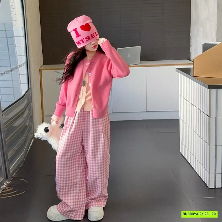 SÉT CARDIGAN MIX QUẦN CARO HỒNG