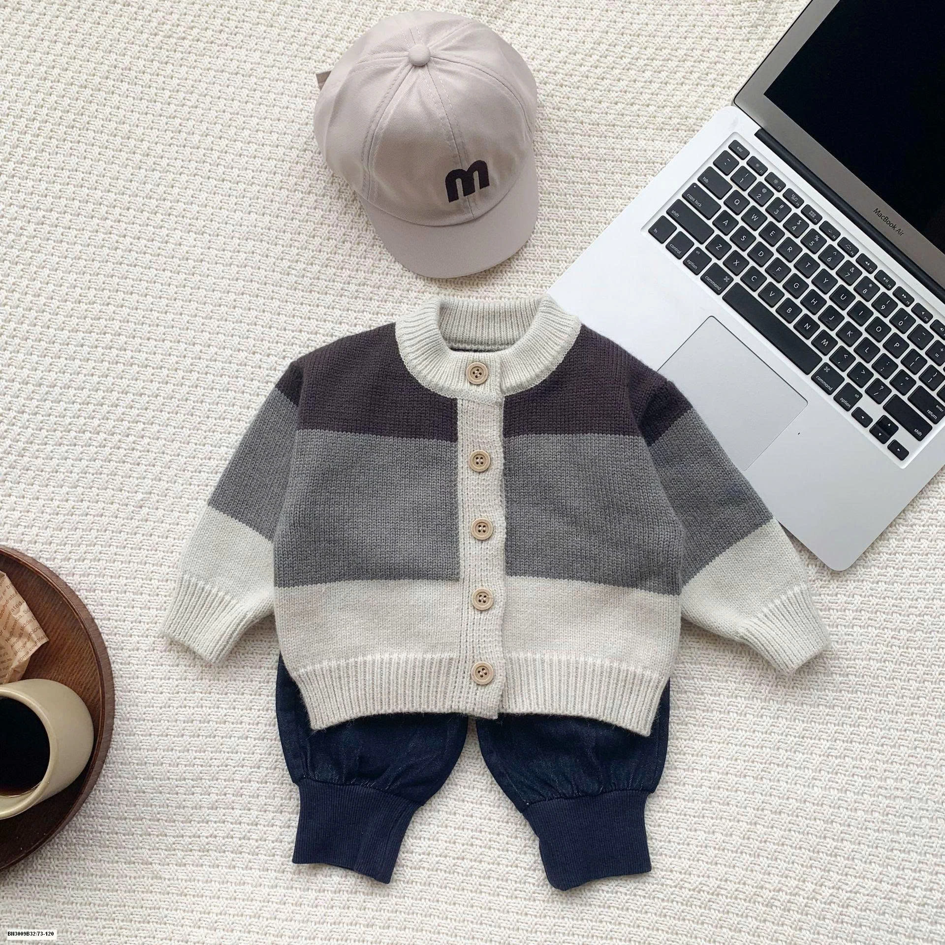 ÁO LEN 3 MÀU MIX QUẦN DENIM BO GẤU