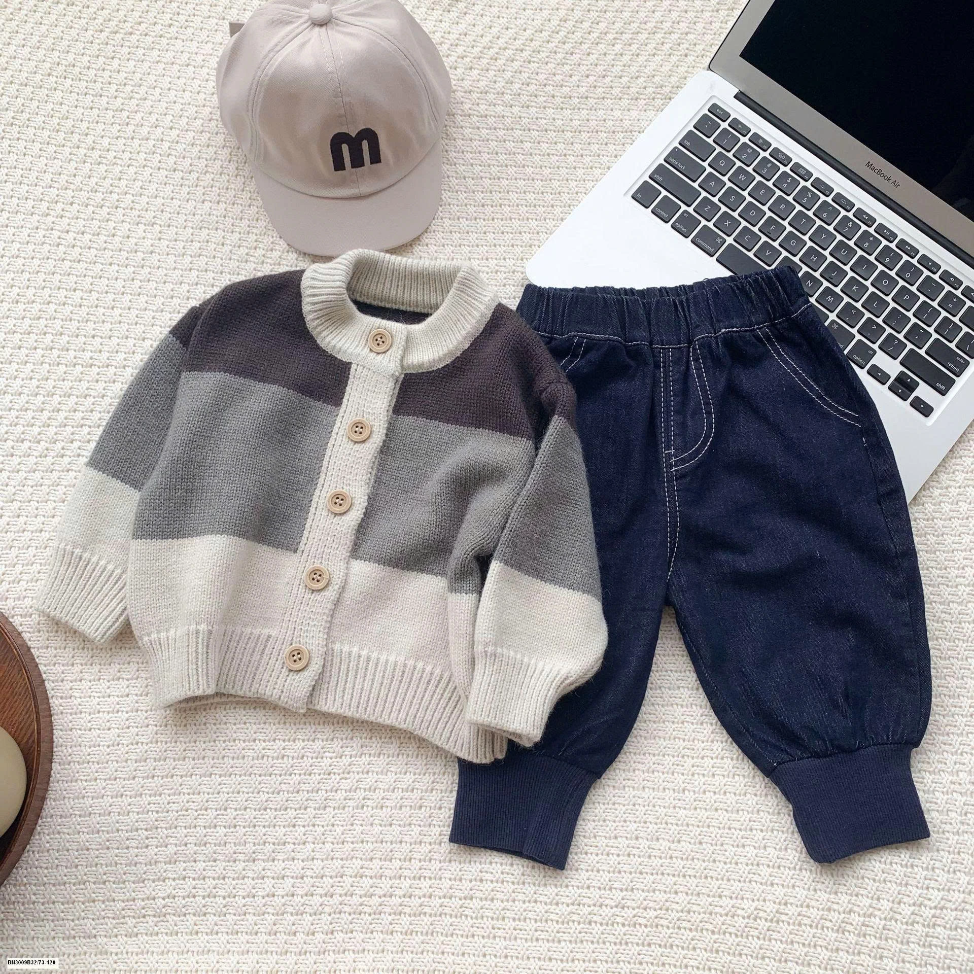 ÁO LEN 3 MÀU MIX QUẦN DENIM BO GẤU