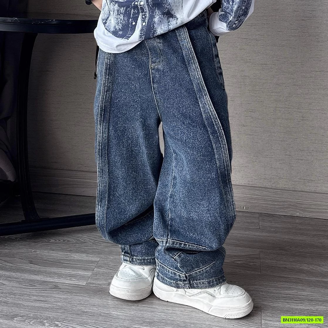 ÁO THUN IN HÌNH MIX JEANS SUÔNG GÂN TRƯỚC