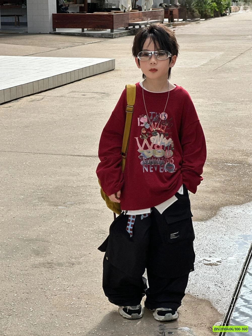 ÁO THUN ĐỎ IN HÌNH