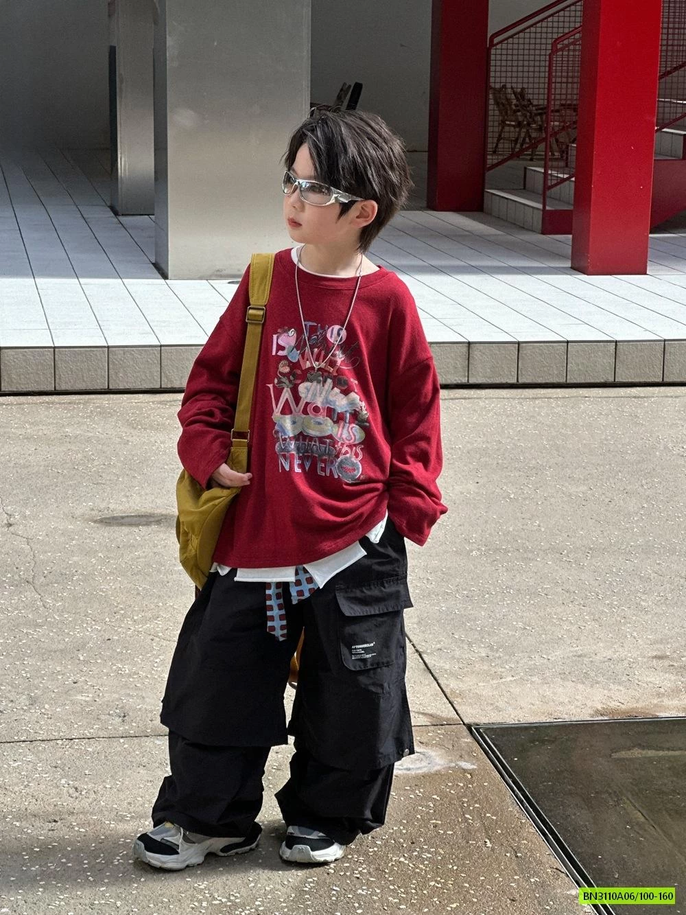 ÁO THUN ĐỎ IN HÌNH