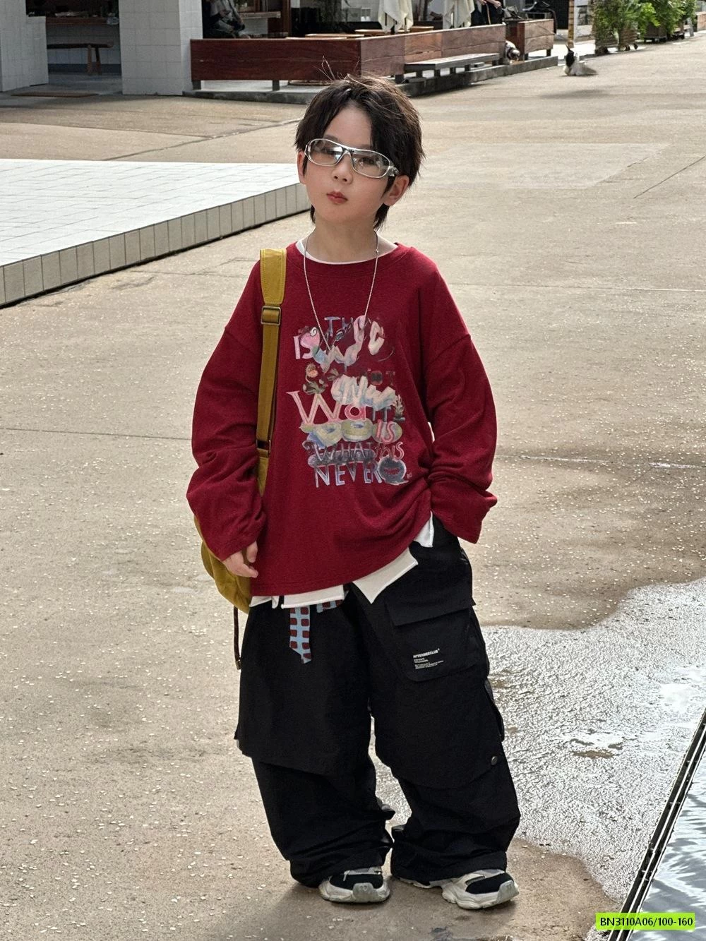 ÁO THUN ĐỎ IN HÌNH