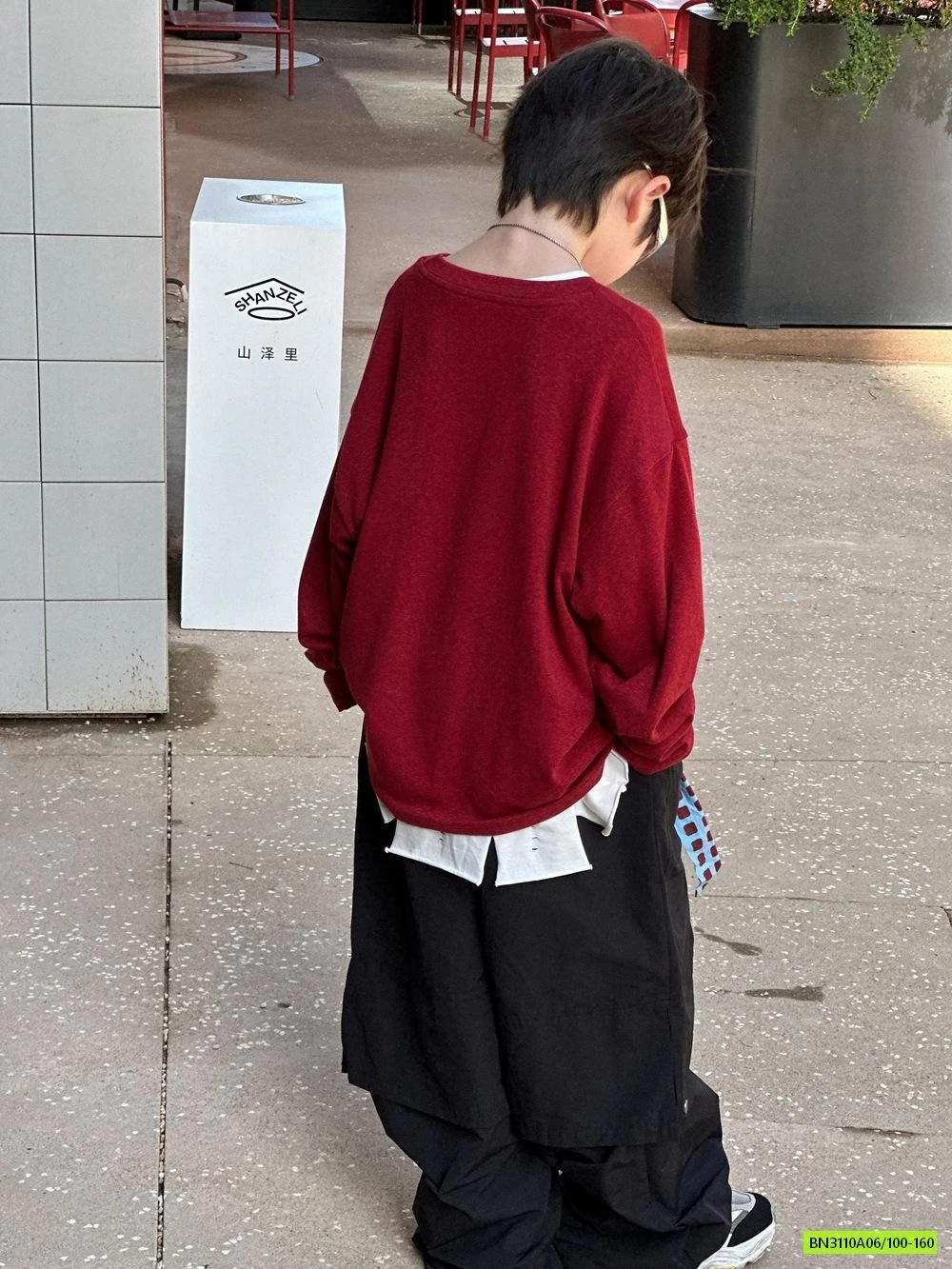 ÁO THUN ĐỎ IN HÌNH