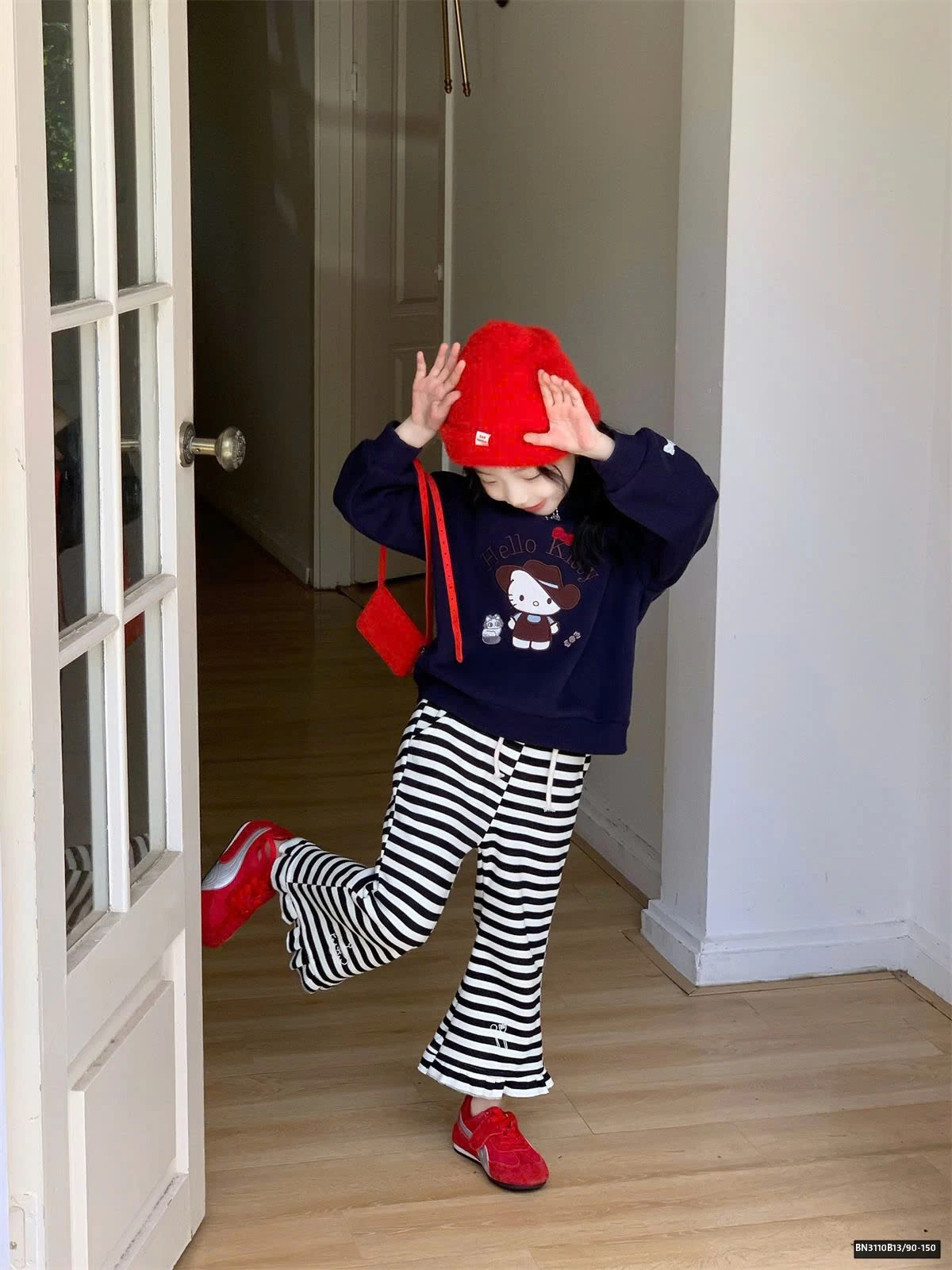 SÉT ÁO NỈ KITTY MIX QUẦN KẺ LOE