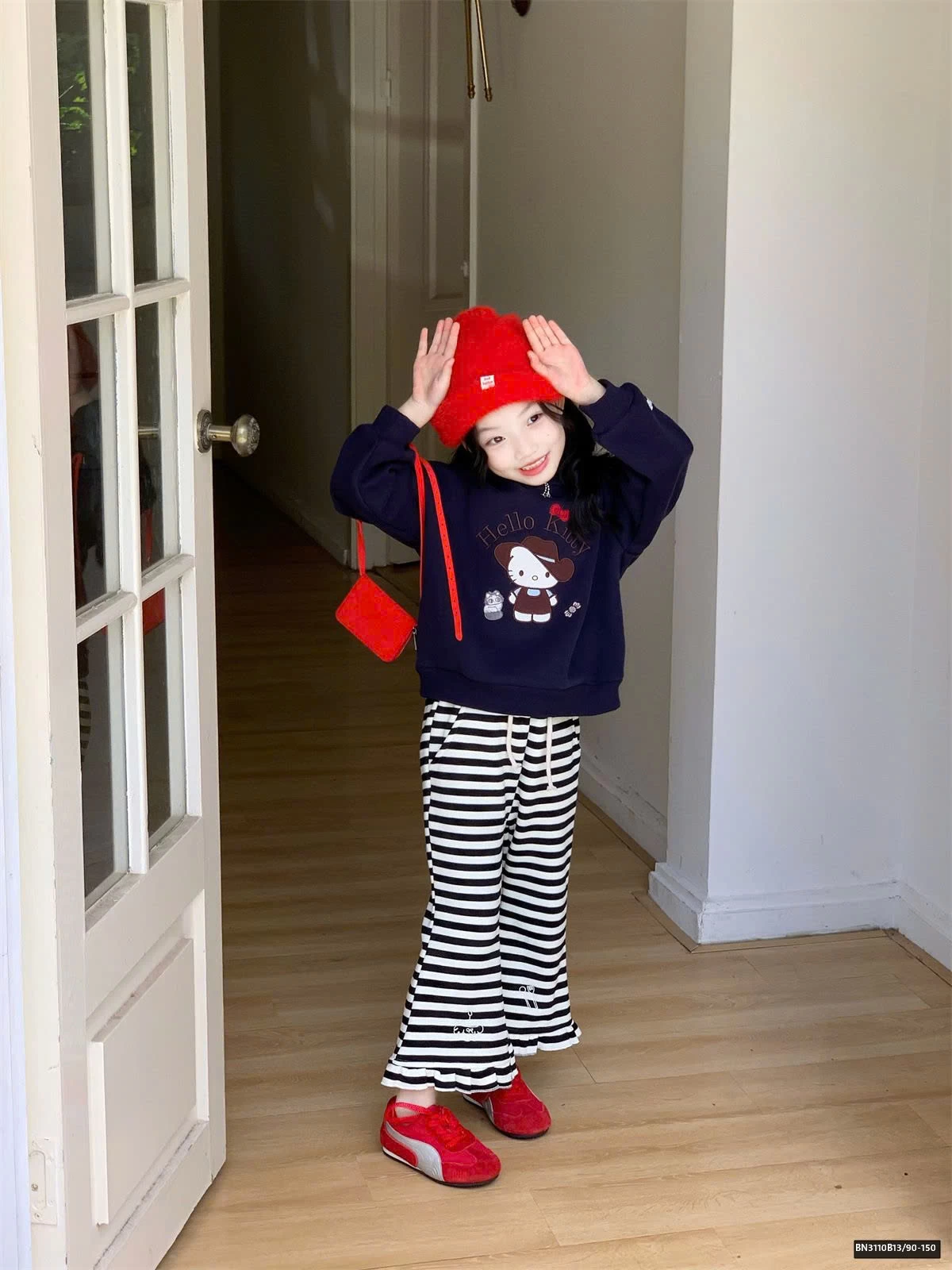 SÉT ÁO NỈ KITTY MIX QUẦN KẺ LOE