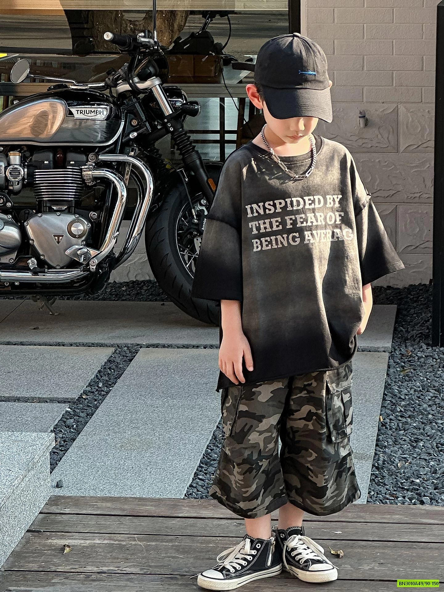 ÁO THUN ĐEN LOANG MIX SHORT RẰN RI