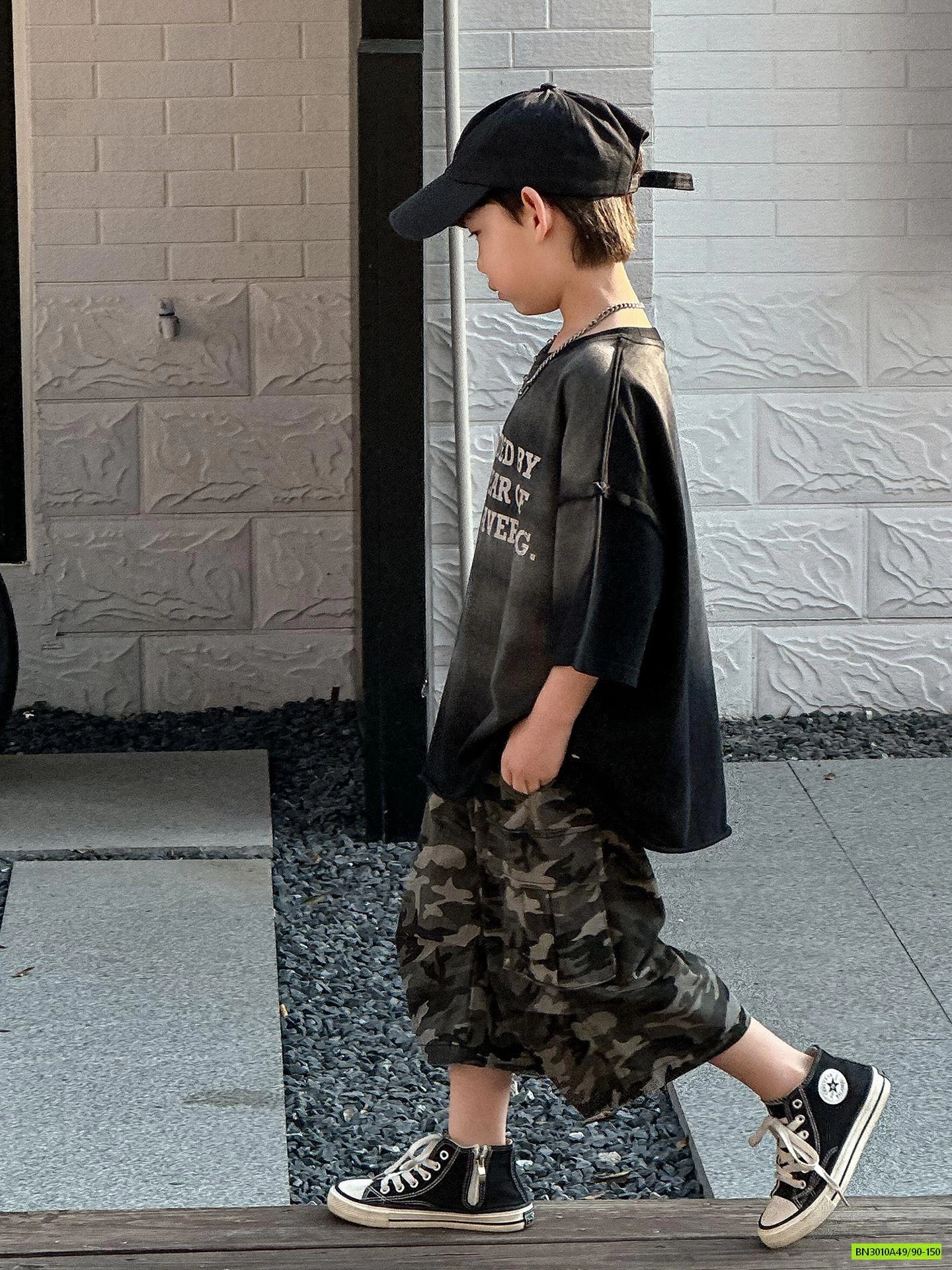 ÁO THUN ĐEN LOANG MIX SHORT RẰN RI