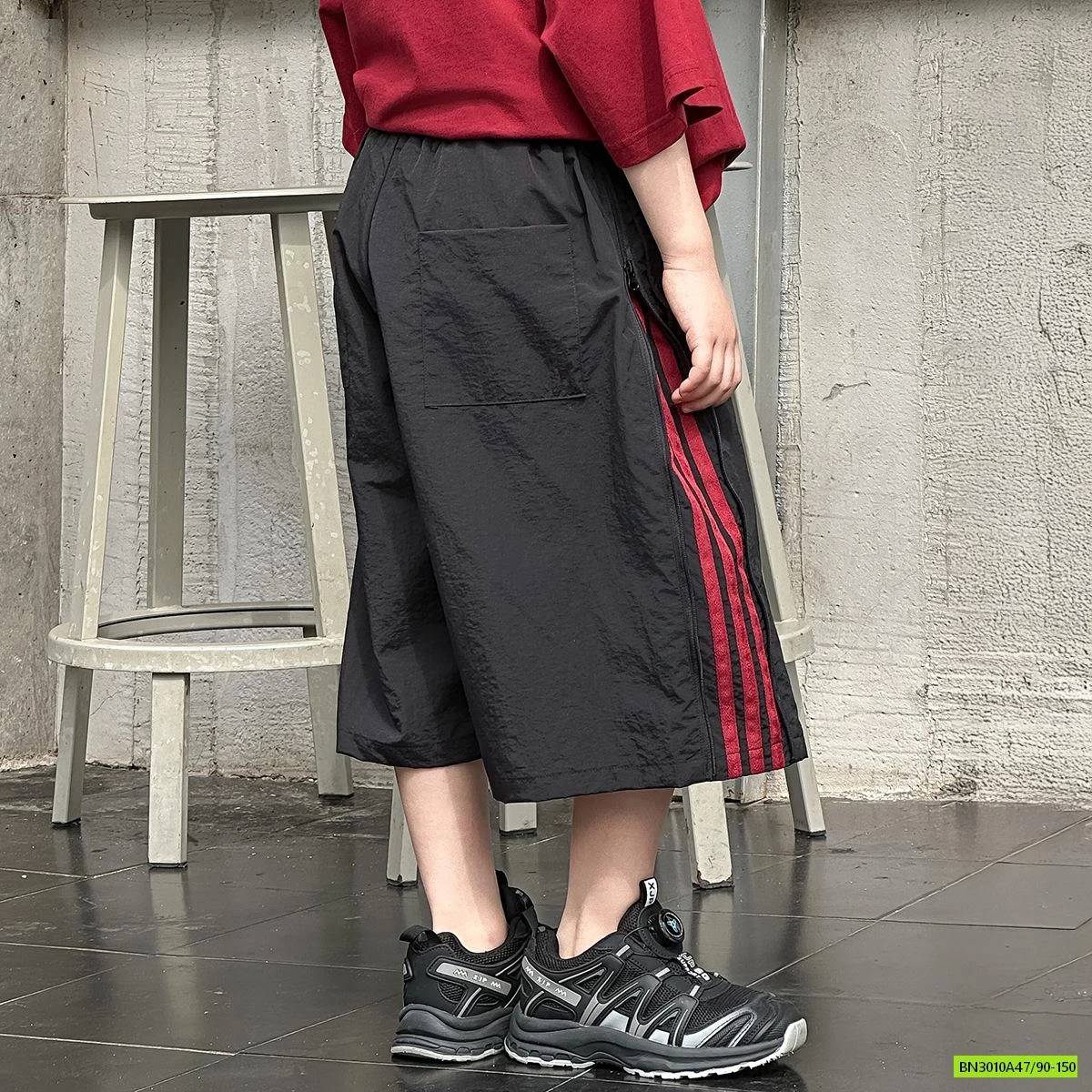 ÁO ĐỎ MIX SHORT ĐEN