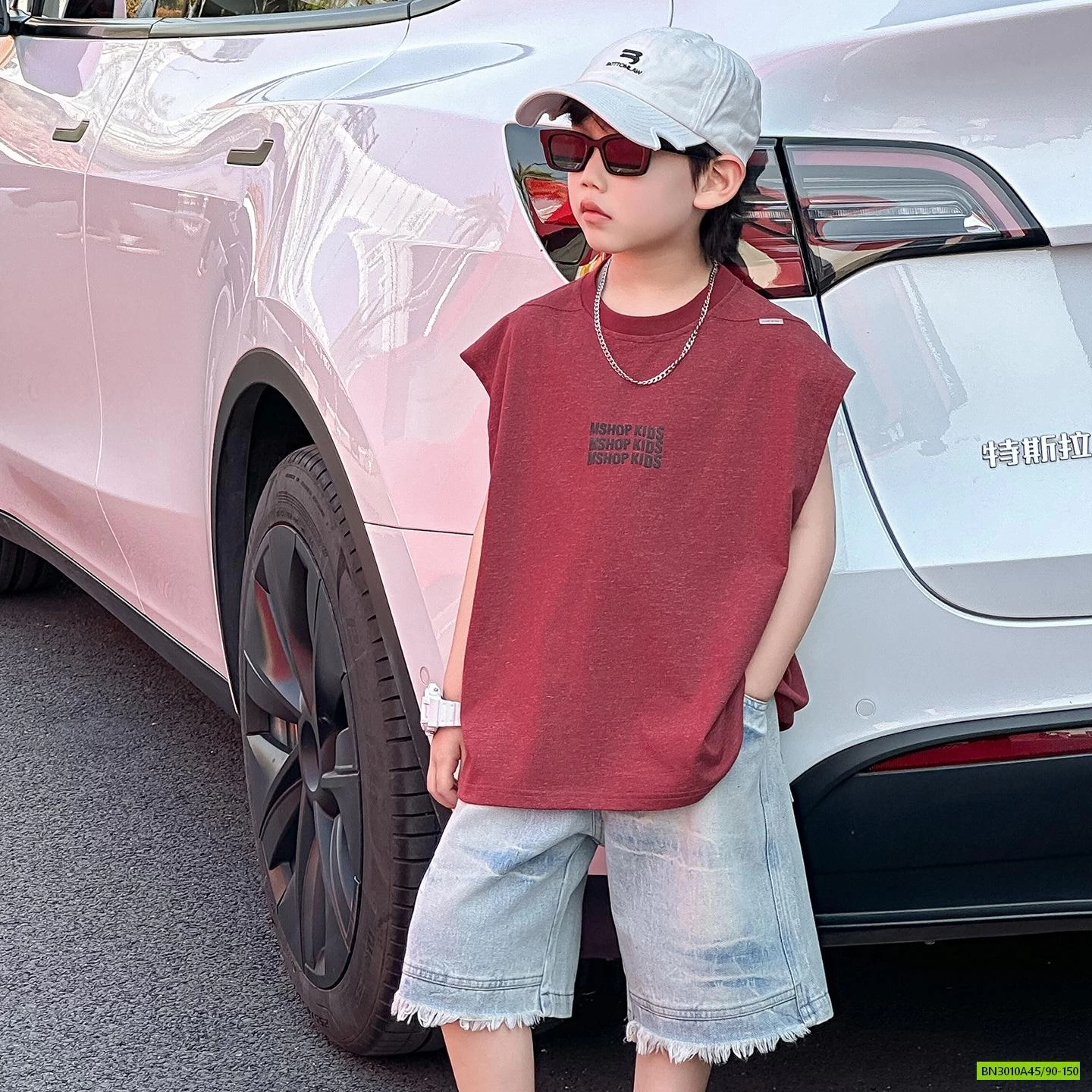 TANKTOP IN CHỮ NỔI