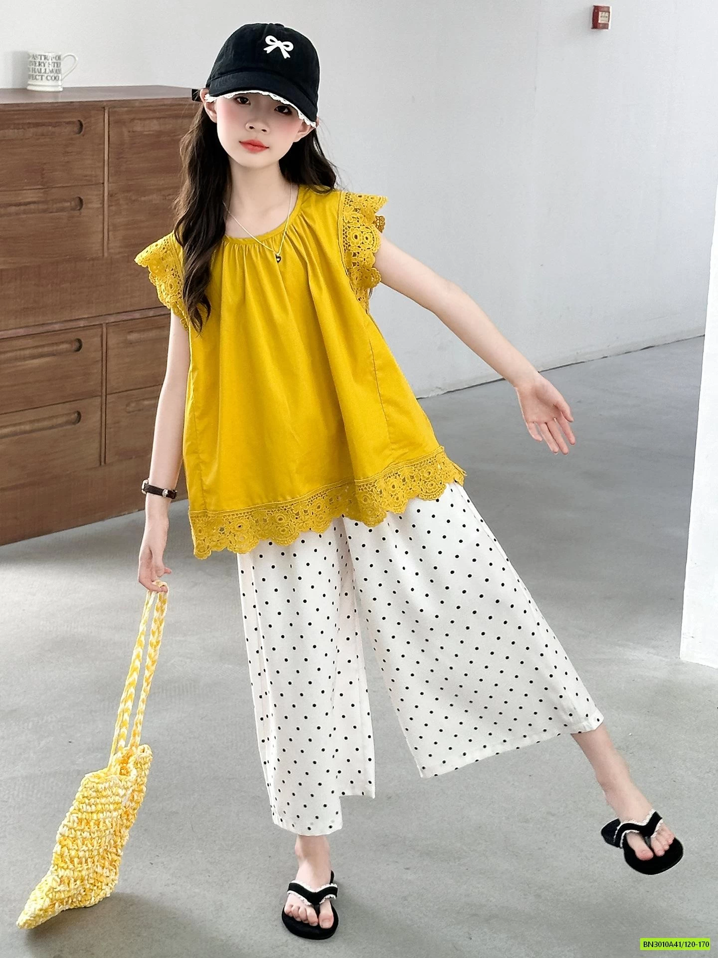 ÁO BABYDOLL VÀNG MIX QUẦN BI