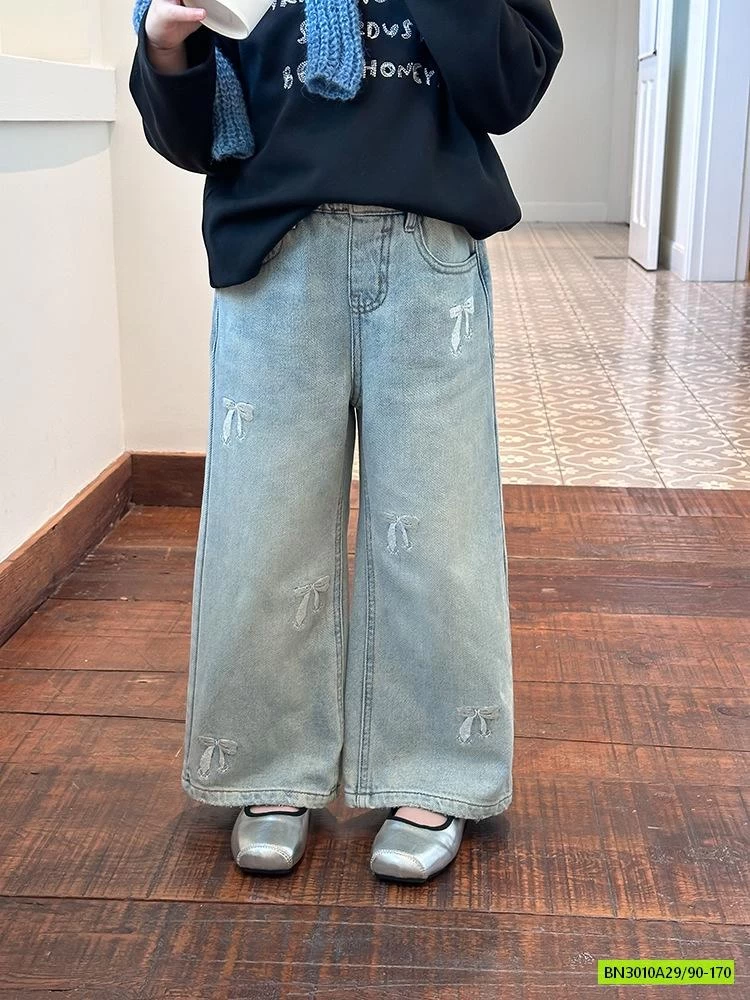 JEANS SUÔNG THÊU NƠ 25F044 AMBB