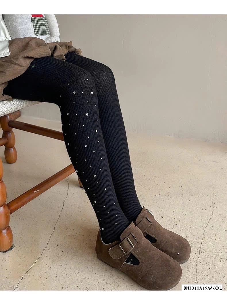 QUẦN TẤT GẮN ĐÁ BLING BLING