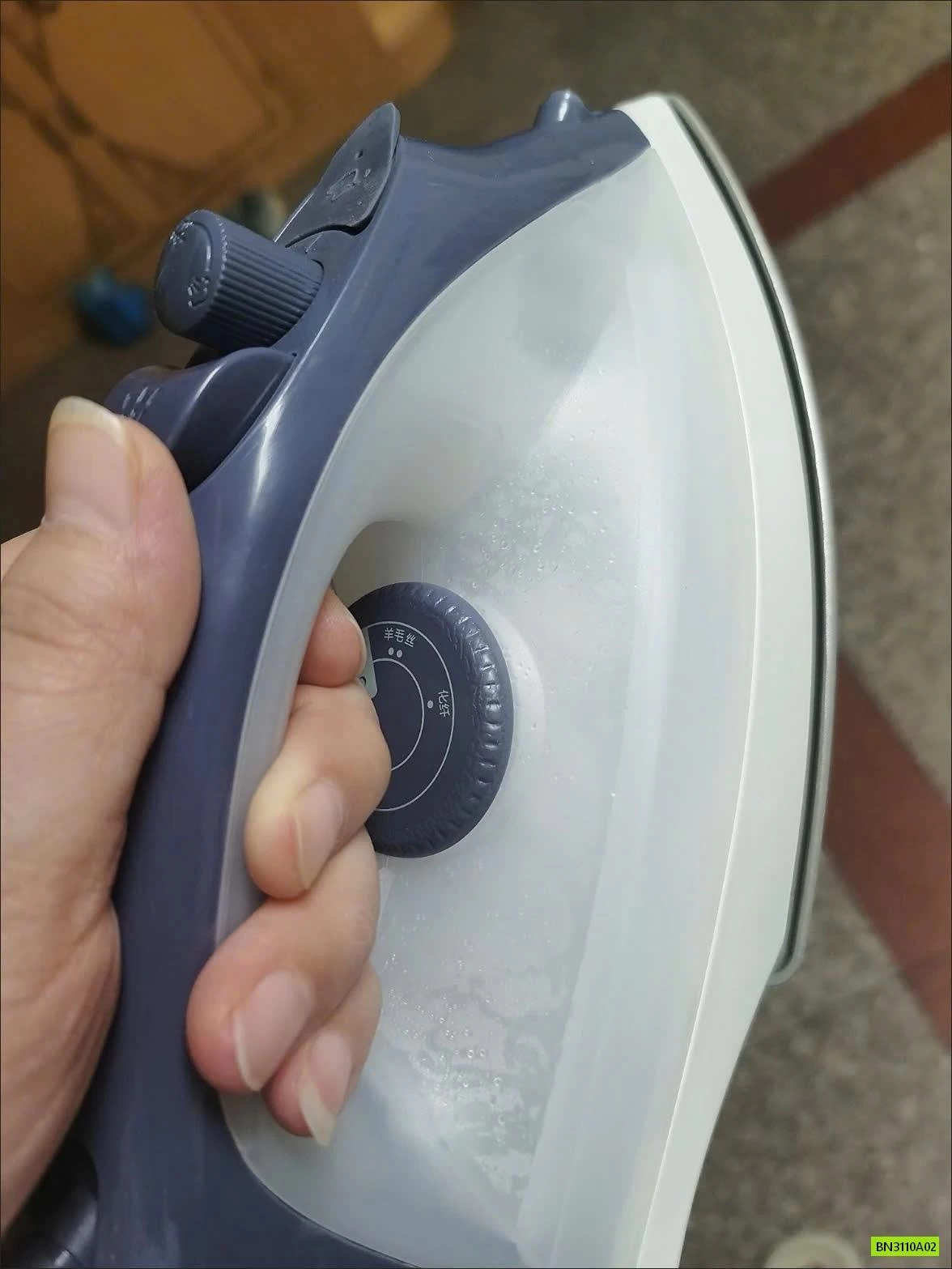 BÀN LÀ HƠI NƯỚC CẦM TAY BEAR