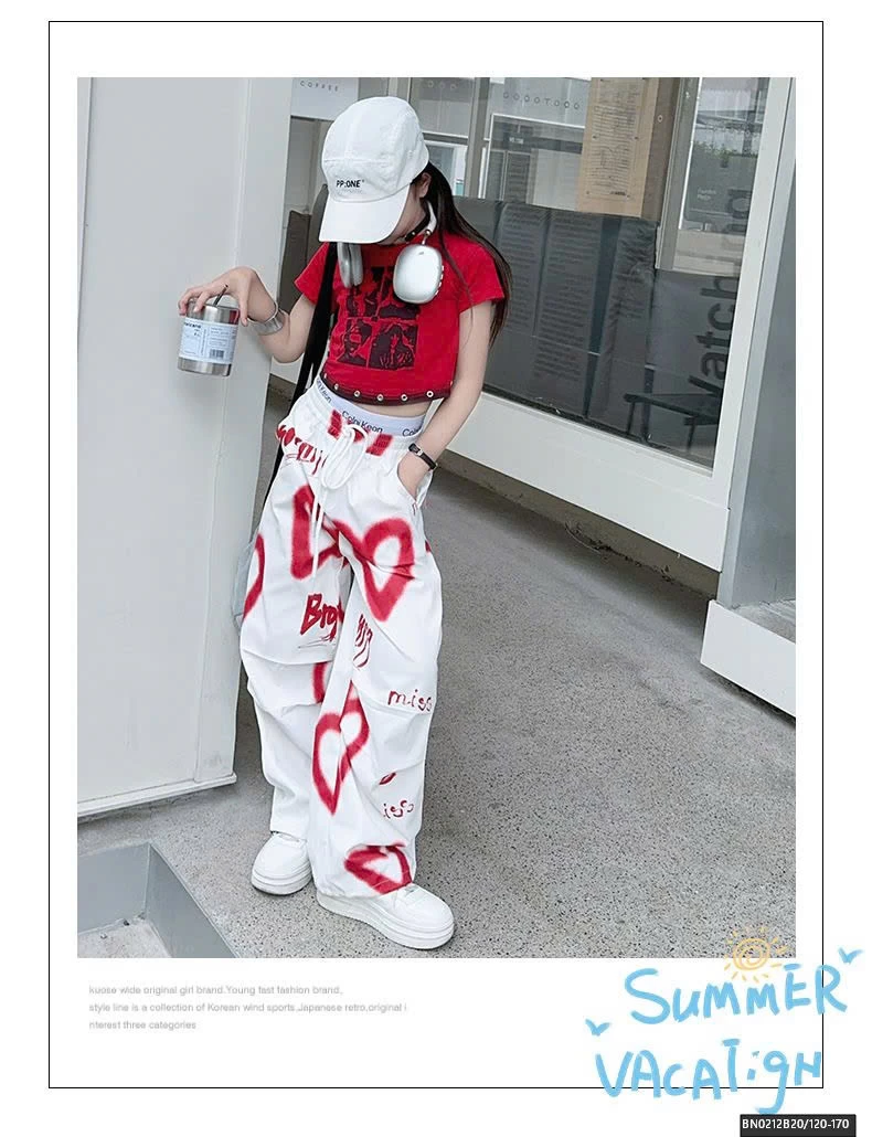 ÁO CROPTOP ĐỎ MIX QUÀN TRÁI TIM