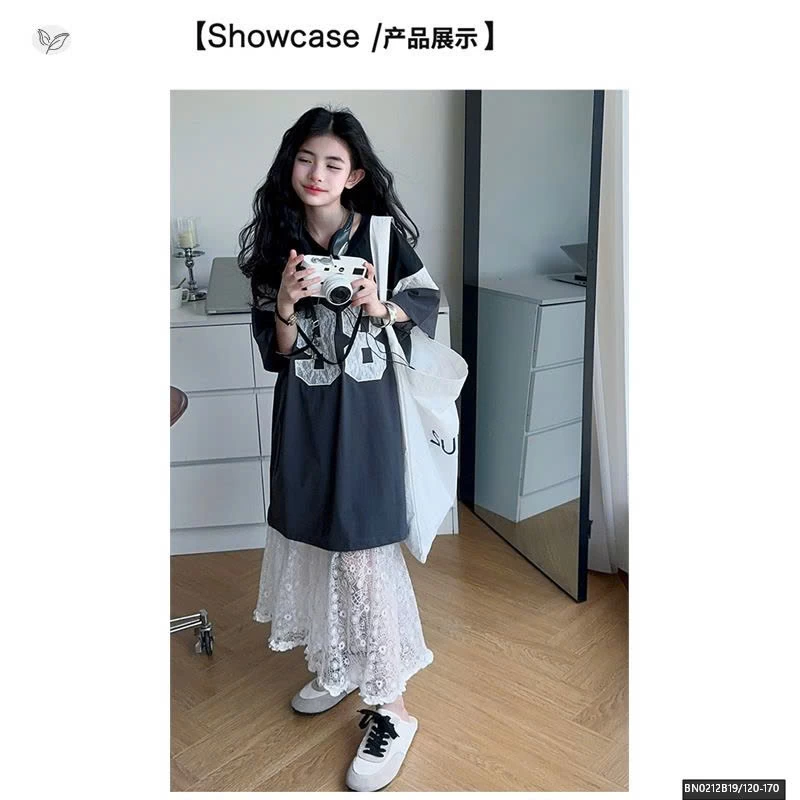 ÁO THUN THỂ THAO SỐ 98 MIX CHÂN VÁY REN DÀI