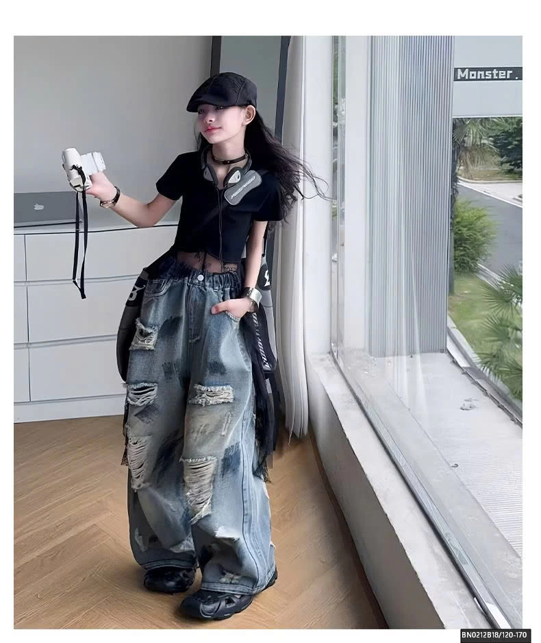 SÉT ÁO CROPTOP VIỀN REN MIX QUẦN JEAN RÁCH VẢY SƠN