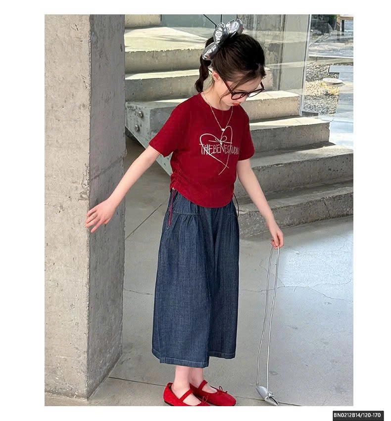 SÉT ÁO THUN ĐỎ RÚT EO MIX QUẦN DENIM DÁNG LỠ