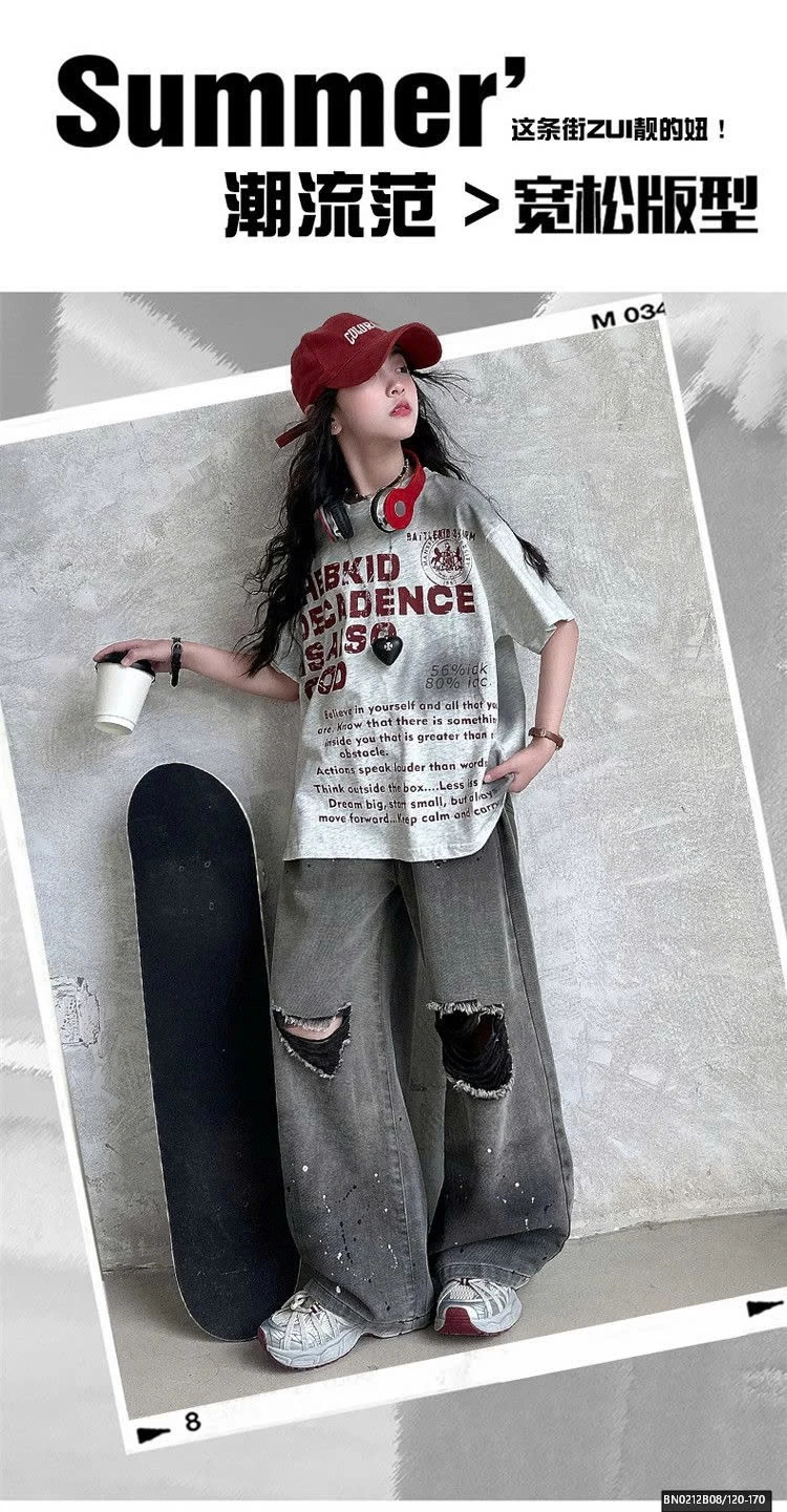 SÉT QUẦN JEAN XÁM RÁCH GỐI MIX ÁO THUN CHỮ NGẮN TAY