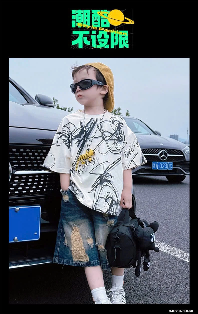 SÉT QUẦN SHORT JEAN RÁCH MIX ÁO THUN HỌA TIẾT