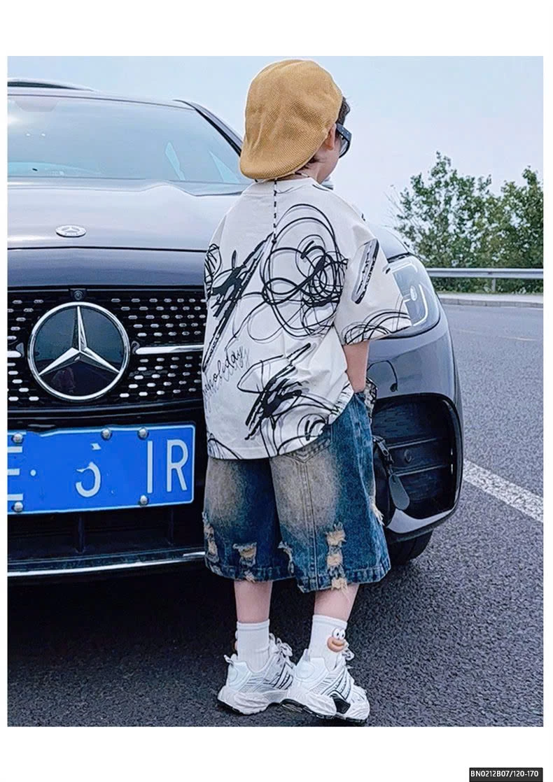 SÉT QUẦN SHORT JEAN RÁCH MIX ÁO THUN HỌA TIẾT