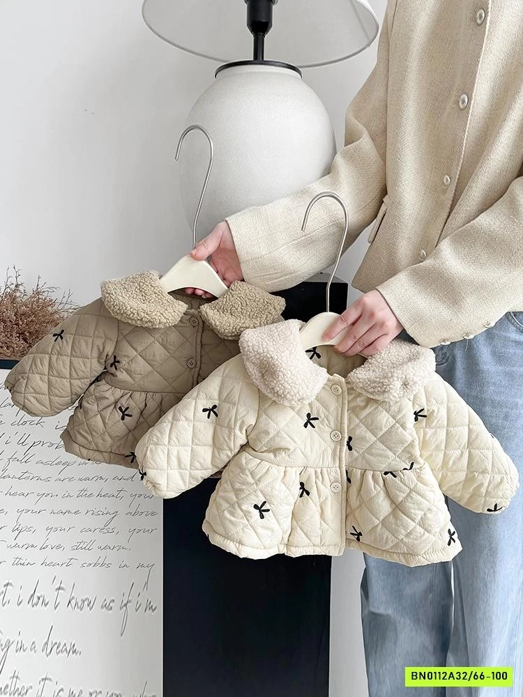 KHOÁC PHAO CỔ SEN THÊU NƠ LÓT LÔNG SZ NHÍ