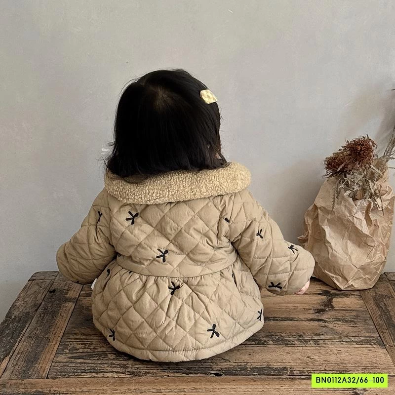 KHOÁC PHAO CỔ SEN THÊU NƠ LÓT LÔNG SZ NHÍ