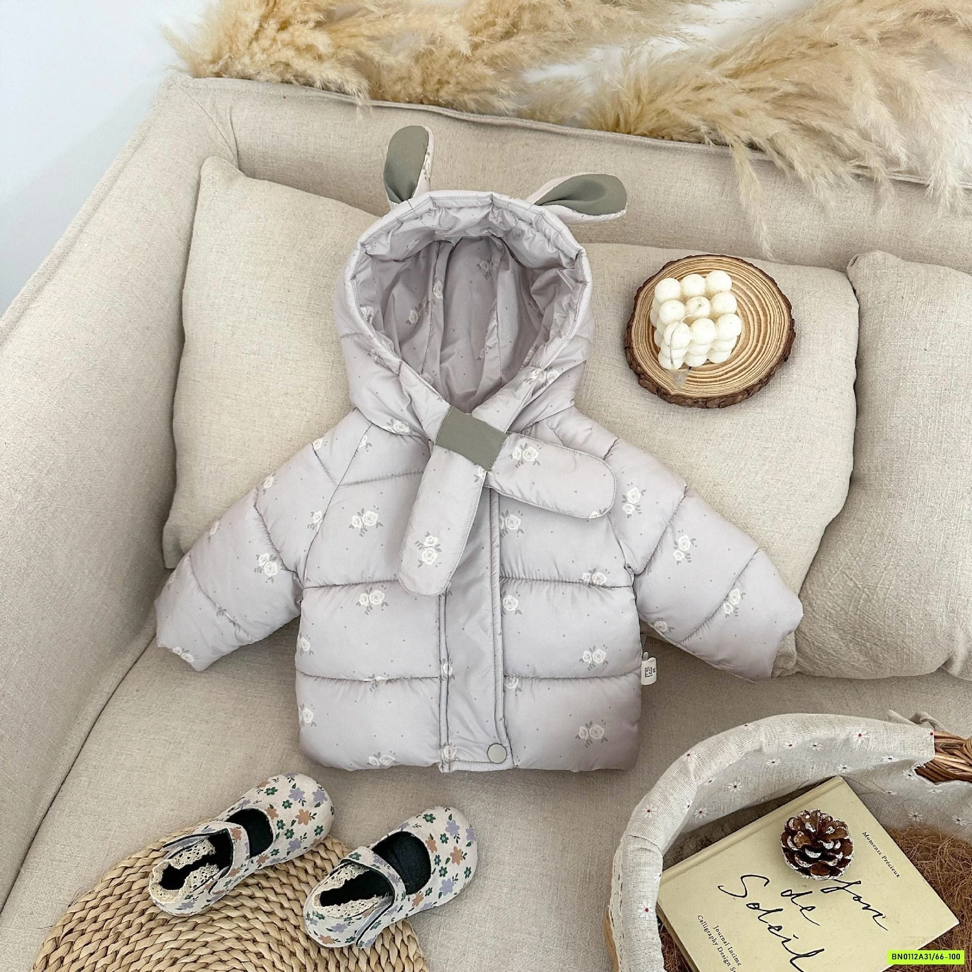 KHOÁC PHAO MŨ LIỀN KHĂN SZ NHÍ