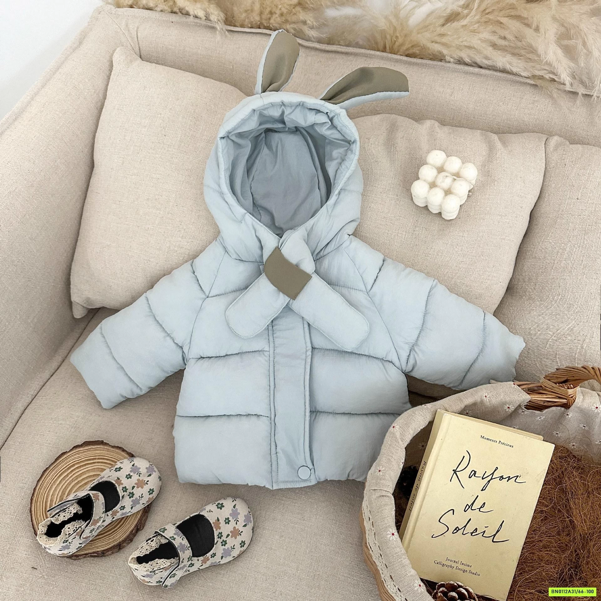 KHOÁC PHAO MŨ LIỀN KHĂN SZ NHÍ