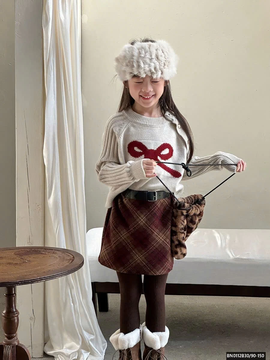 ÁO LEN NƠ TO CÚC VAI