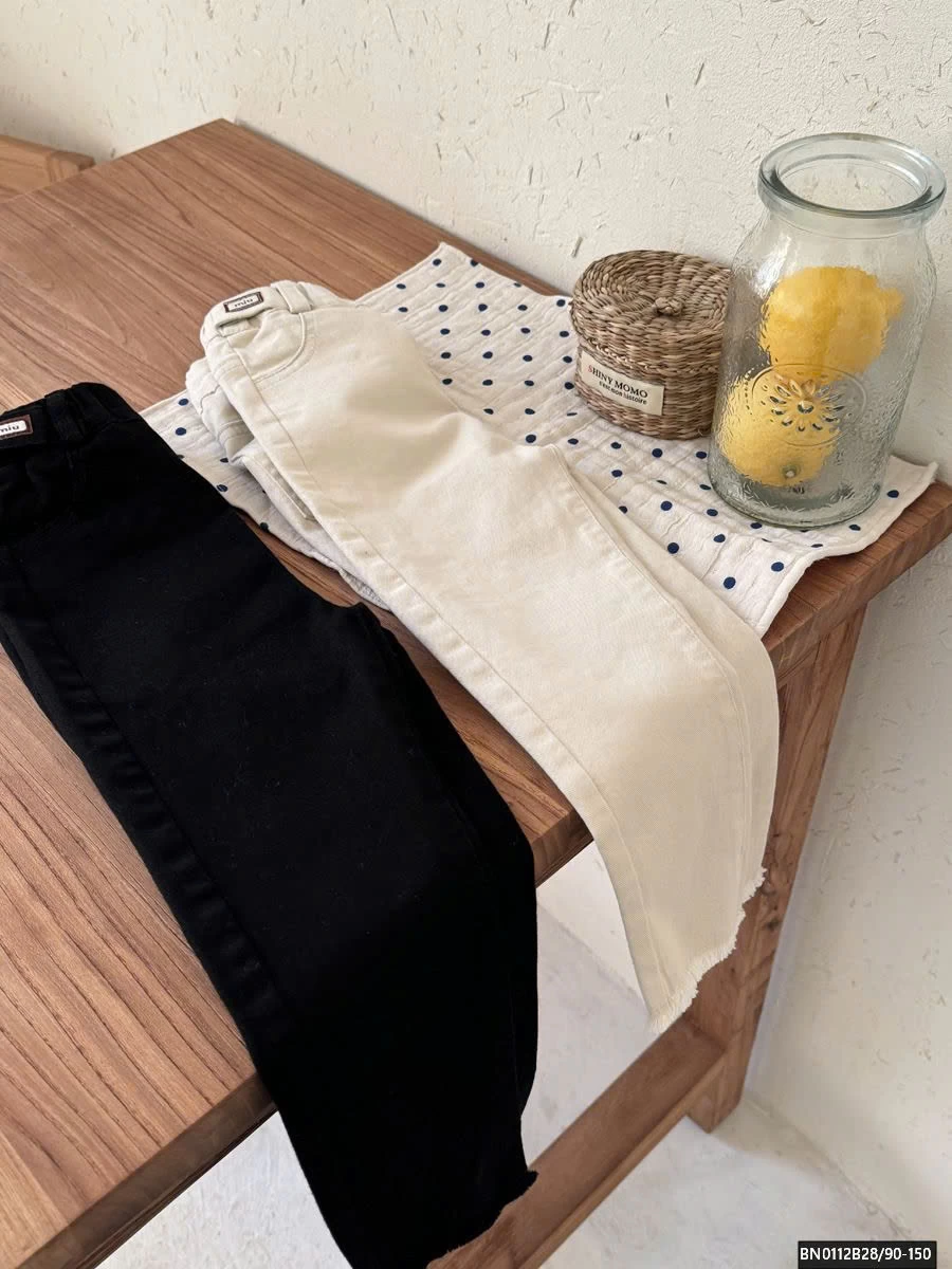 QUẦN JEAN DÁNG SKINNY BÉ GÁI