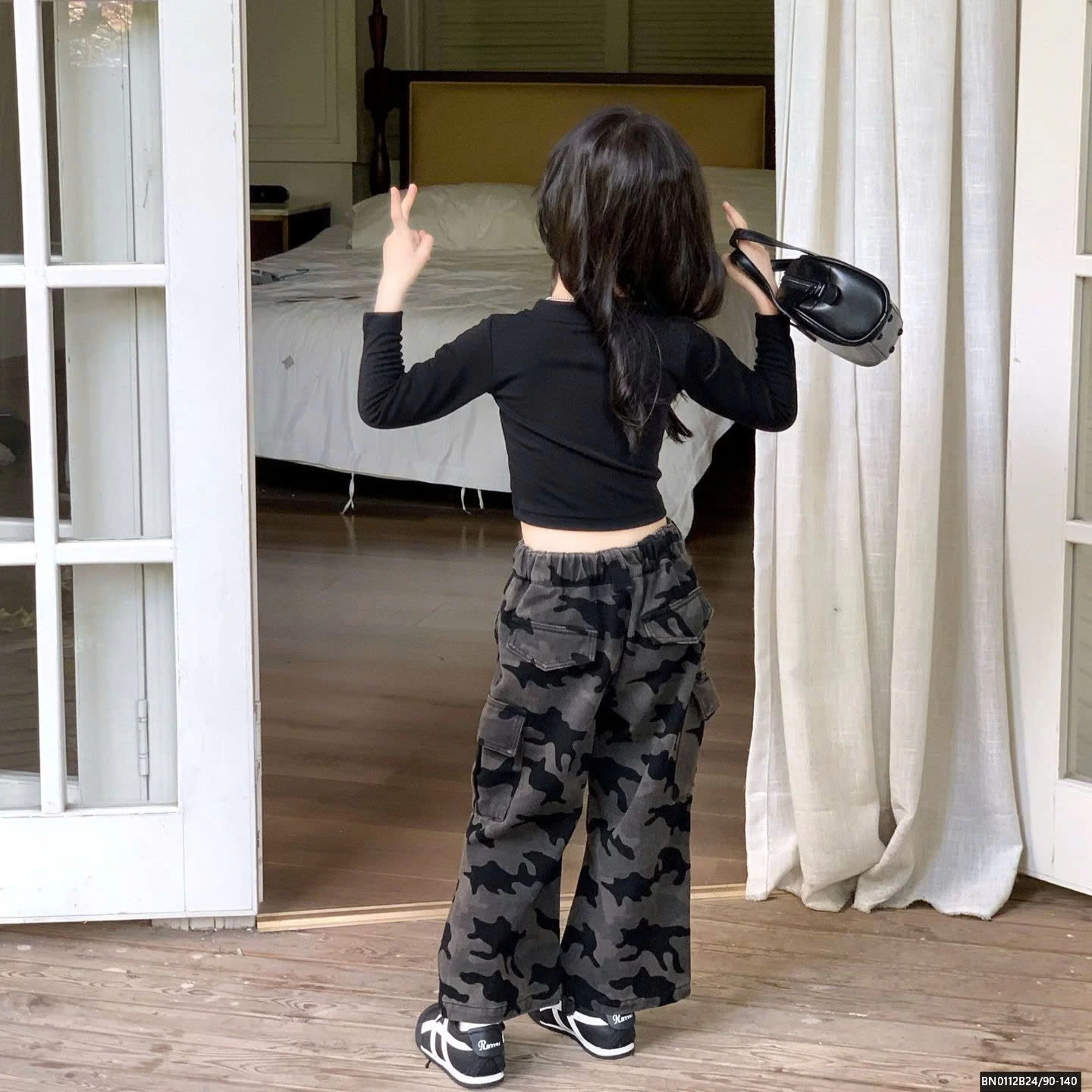 ÁO THUN CROPTOP MÈO DÀI TAY