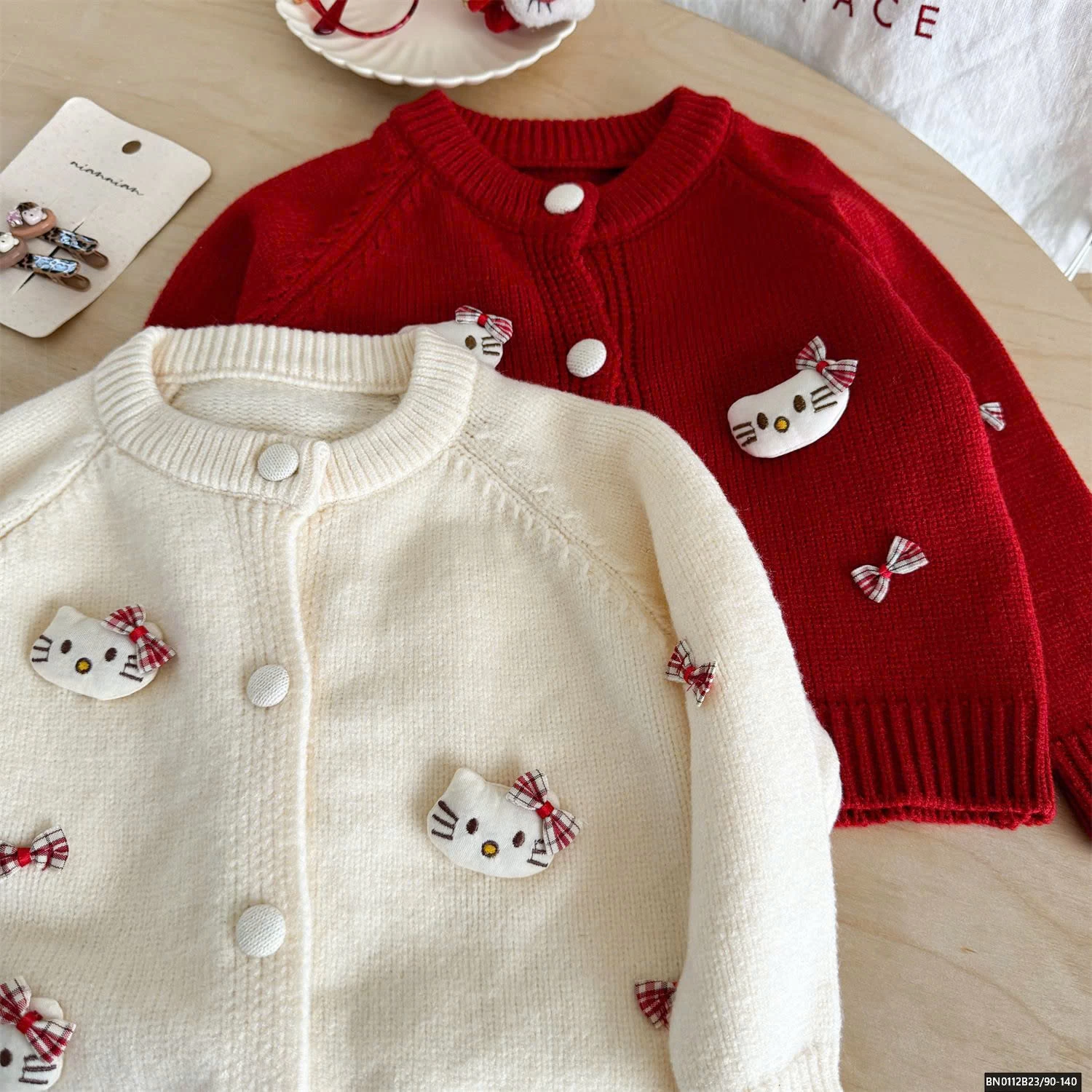 CARDIGAN KITTY XINH YÊU CHO BÉ GÁI
