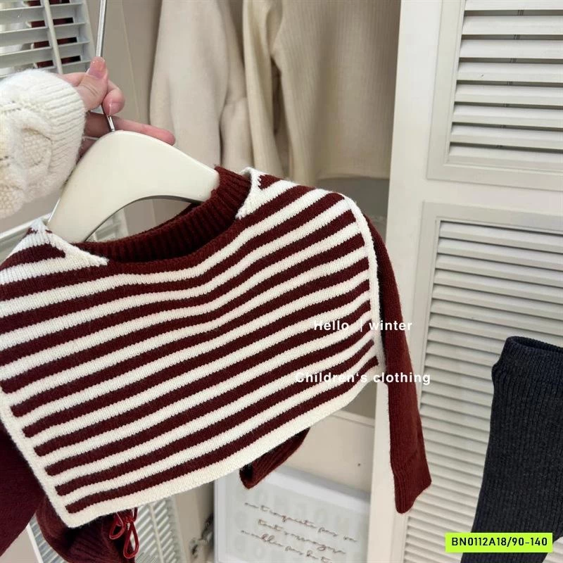 ÁO LEN ĐỎ KÈM KHĂN CHOÀNG MIX LEGGING